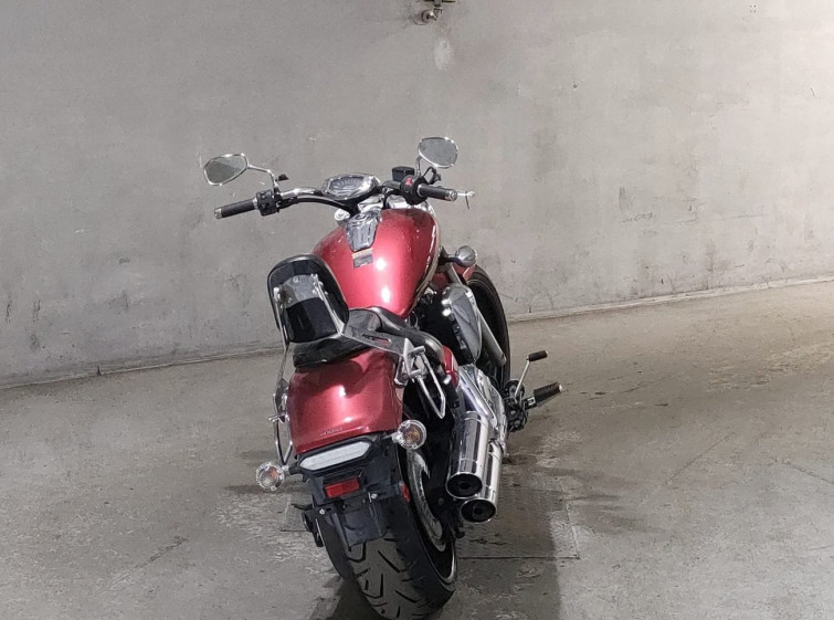 Мотоцикл Yamaha XVS1300CA STRYKER з пробігом 7285 m