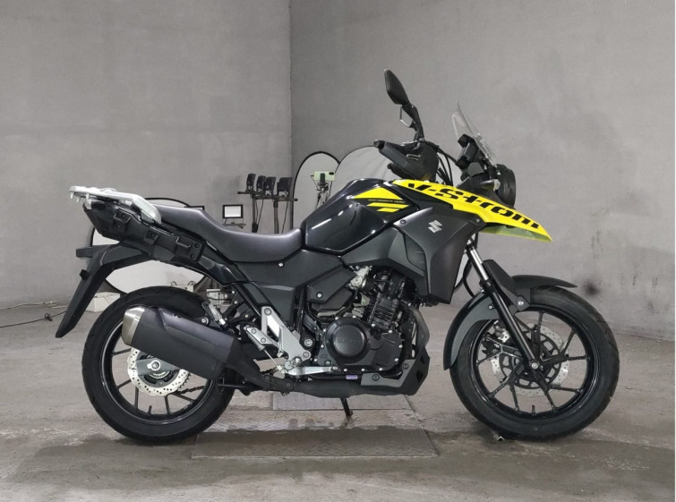 Мотоцикл Suzuki V-STROM DL250 с пробегом 4378 km