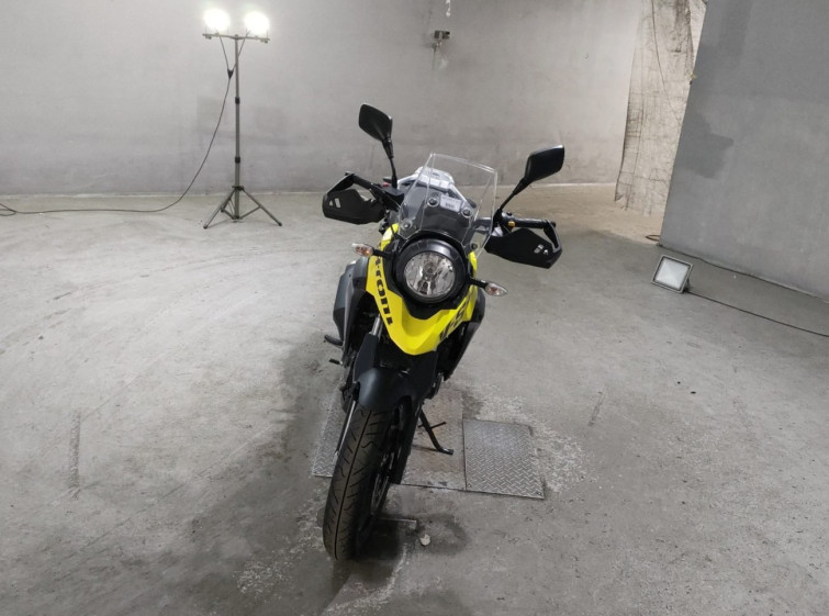 Мотоцикл Suzuki V-STROM DL250 с пробегом 4378 km
