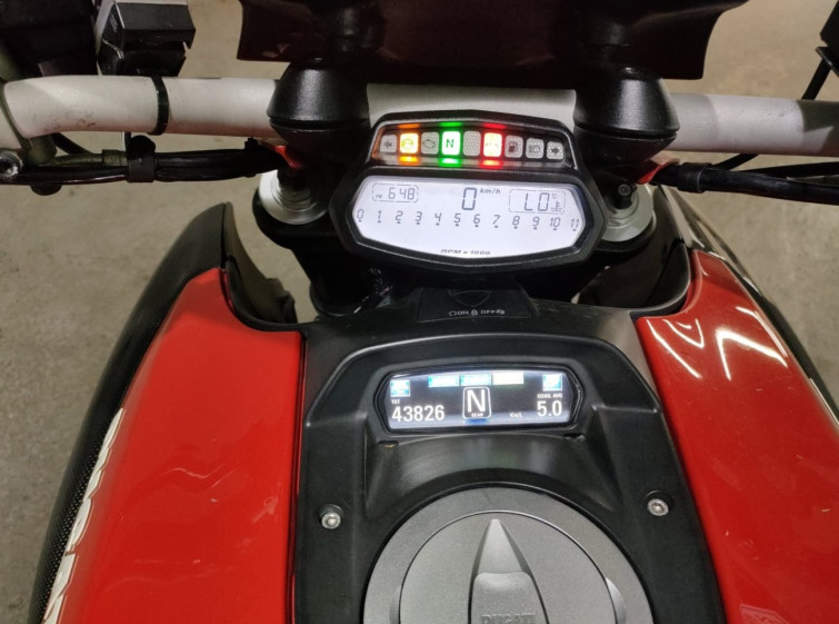 Мотоцикл Ducati DIAVEL с пробегом 43826 km
