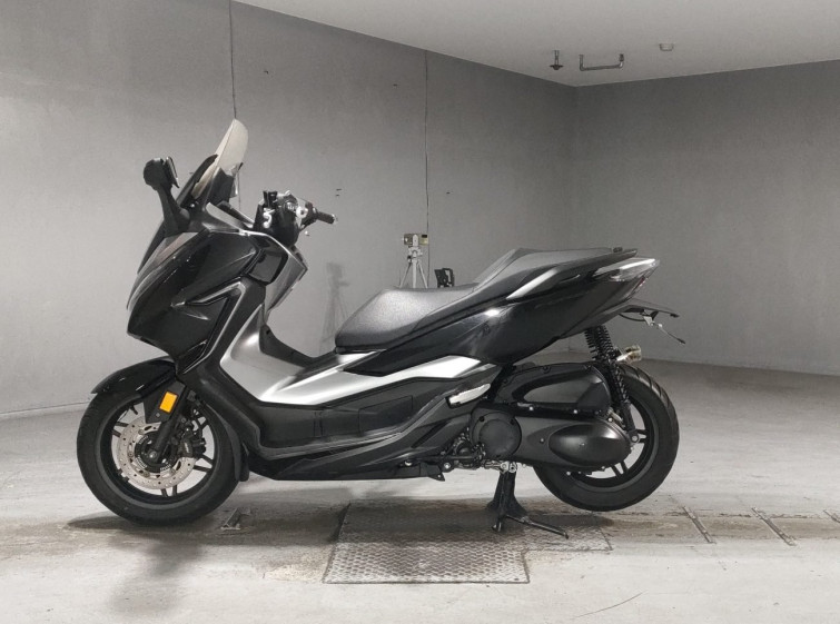 Мотоцикл Honda FORZA с пробегом 18839 km