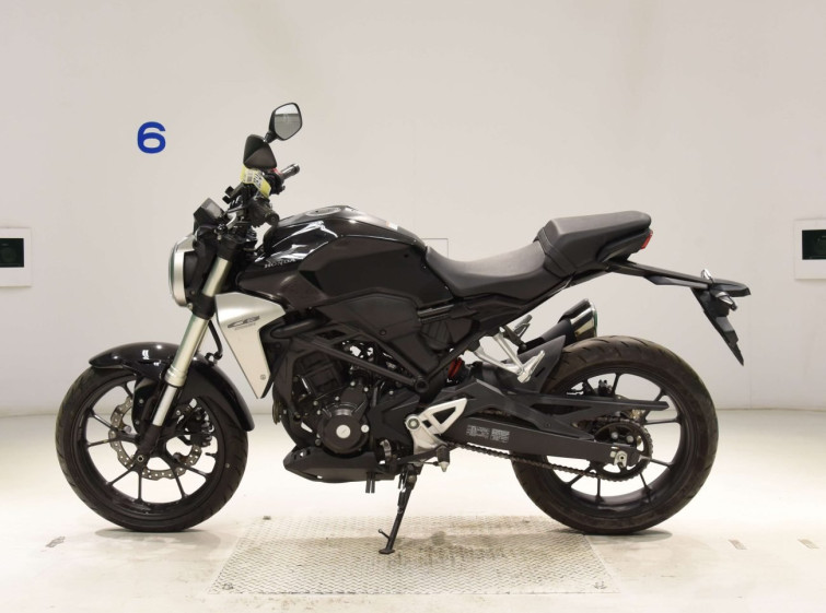 Мотоцикл Honda CB250R с пробегом 2293 km