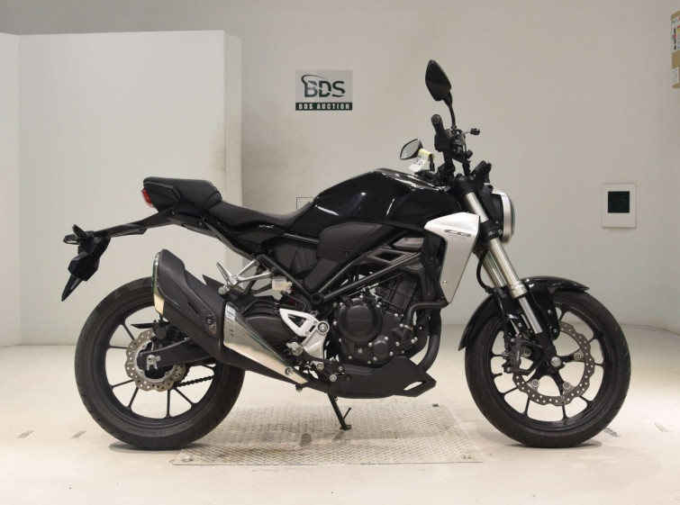Мотоцикл Honda CB250R с пробегом 2293 km