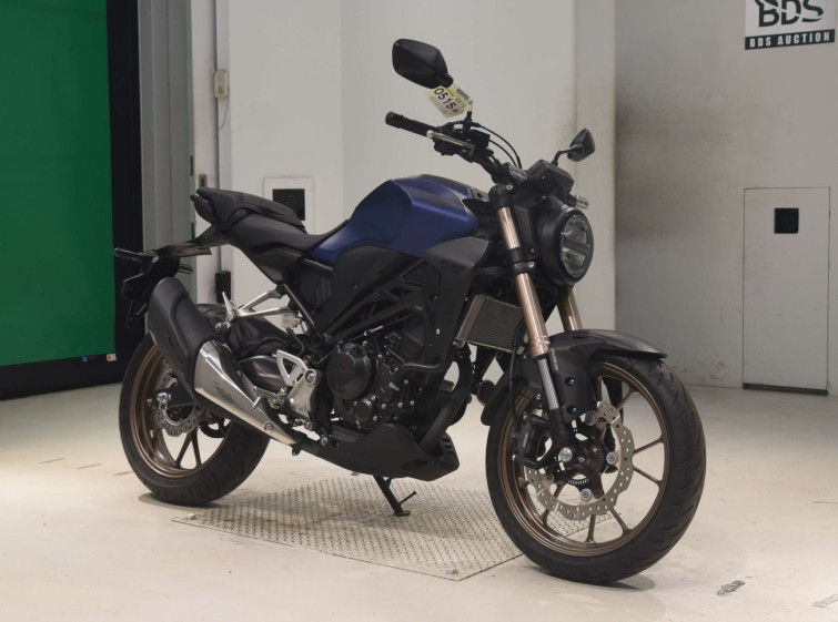Мотоцикл Honda CB250R с пробегом 2182 km