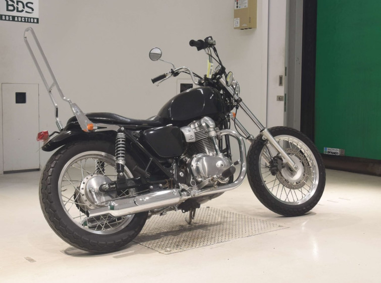 Мотоцикл Kawasaki W800 з пробігом 27277 km