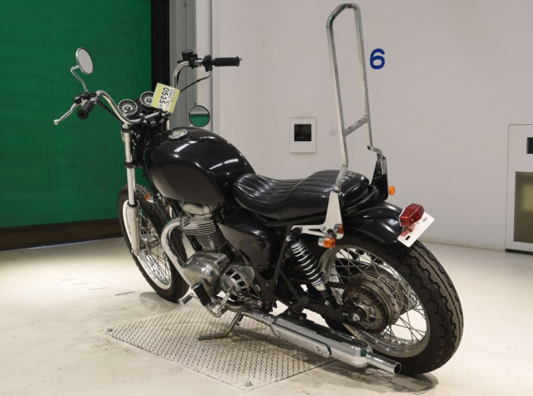 Мотоцикл Kawasaki W800 з пробігом 27277 km