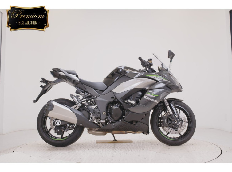 Мотоцикл Kawasaki ninja 1000 sx з пробігом 4089 km