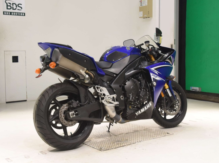 Мотоцикл Yamaha YZF-R1 с пробегом 23600 km