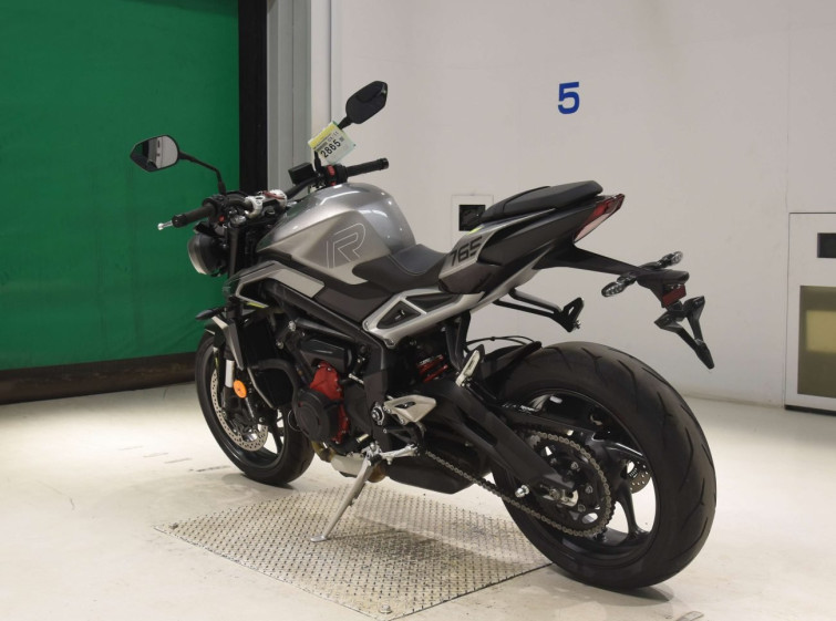 Мотоцикл Triumph STREET TRIPLE RS с пробегом 2370 km