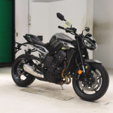 Мотоцикл Triumph STREET TRIPLE RS с пробегом 2370 km