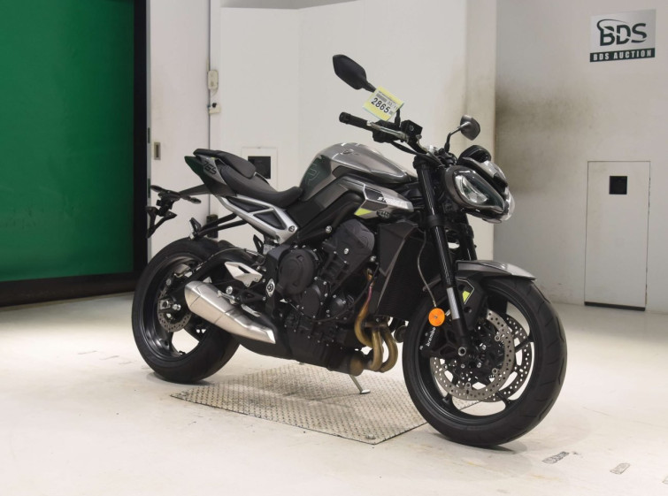 Мотоцикл Triumph STREET TRIPLE RS с пробегом 2370 km