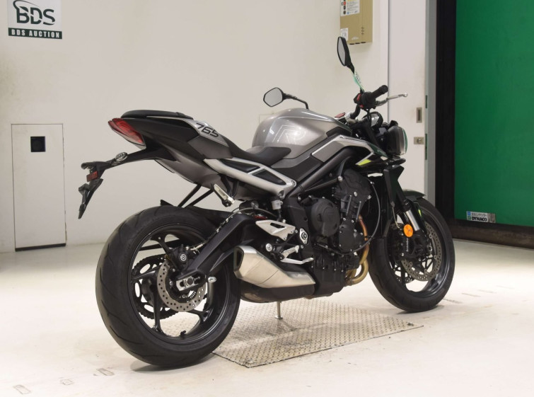 Мотоцикл Triumph STREET TRIPLE RS с пробегом 2370 km