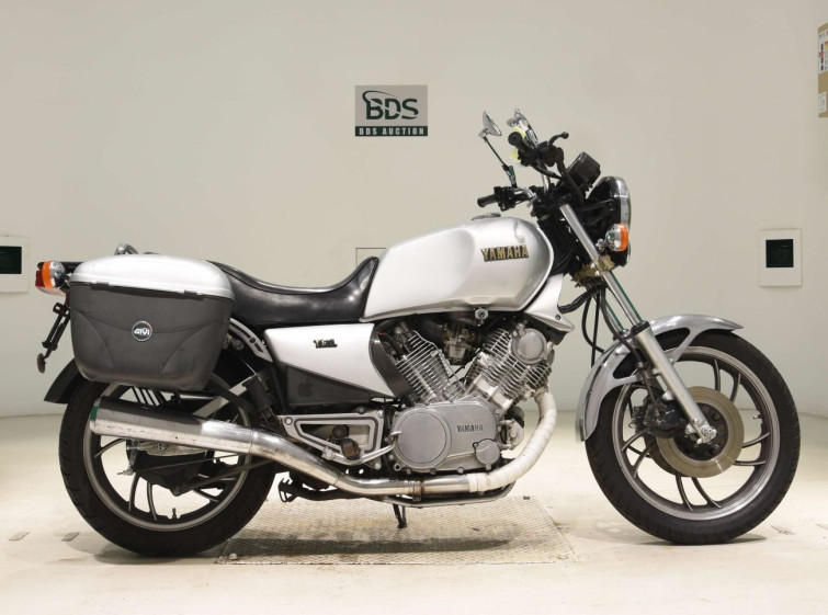 Мотоцикл Yamaha XV1000TR1 з пробігом 76427 km