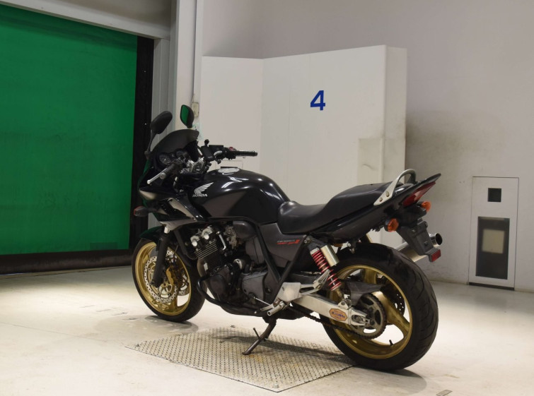 Мотоцикл Honda CB400SFV BOLDOR