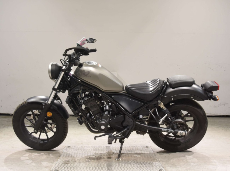 Мотоцикл Honda REBEL250 з пробігом 26856 km