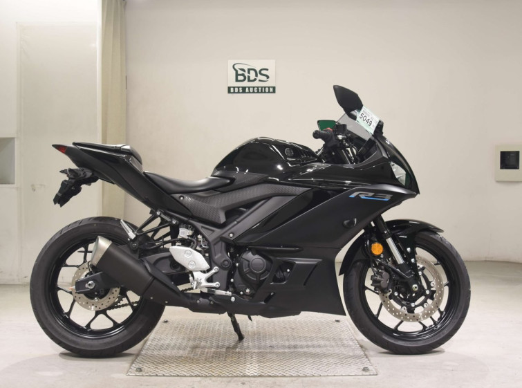Мотоцикл Yamaha YZF-R3 с пробегом 3106 km