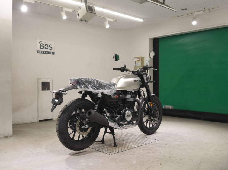 Мотоцикл Honda gb350s