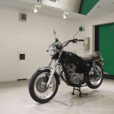 Мотоцикл Yamaha SR400