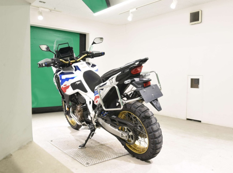 Мотоцикл Honda CRF1100LAFRICATWIN-2D з пробігом 9491 km