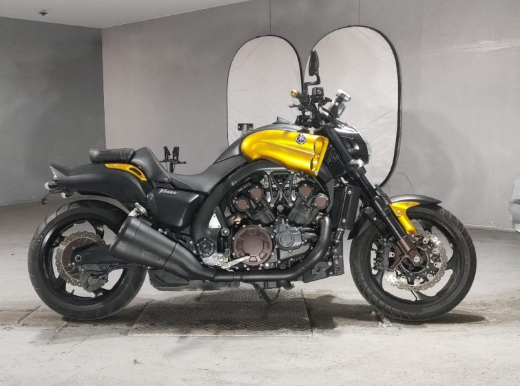 Мотоцикл Yamaha V-MAX1200 з пробігом 13060 km
