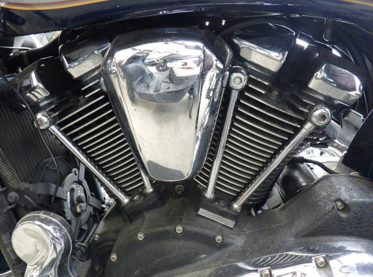 Мотоцикл Kawasaki VULCAN2000