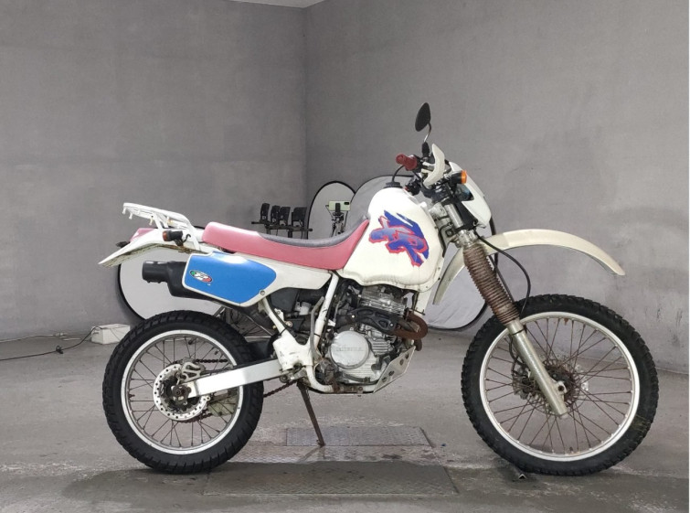 Мотоцикл Honda XR250 з пробігом 6683 km