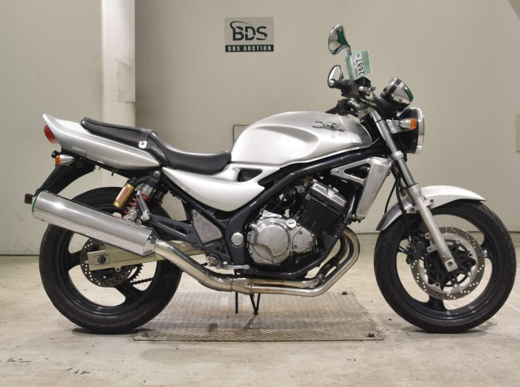 Мотоцикл Suzuki GSX250FX з пробігом 22540 km