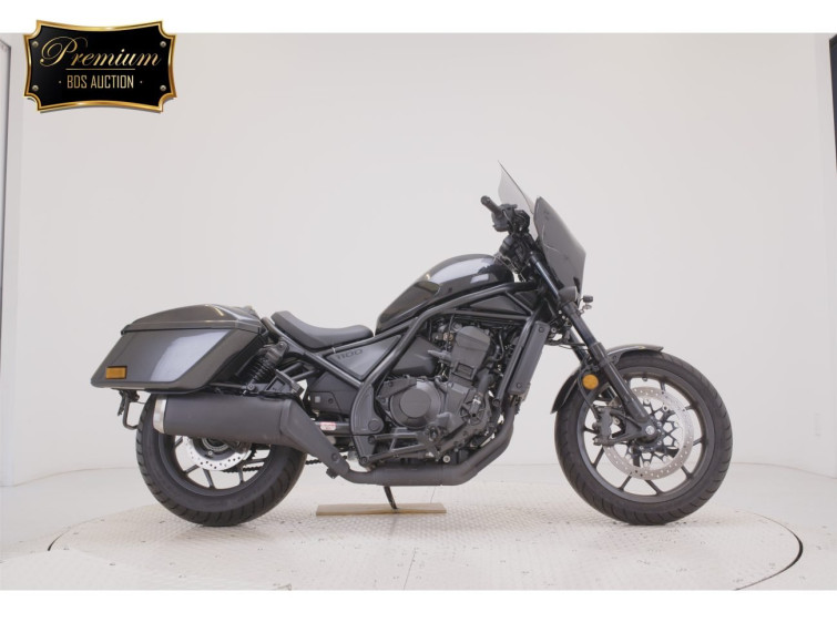 Мотоцикл Honda rebel 1100t з пробігом 1681 km