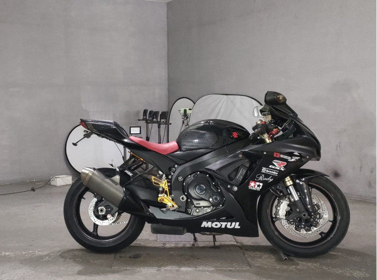 Мотоцикл Suzuki GSX-R750 с пробегом 47773 km