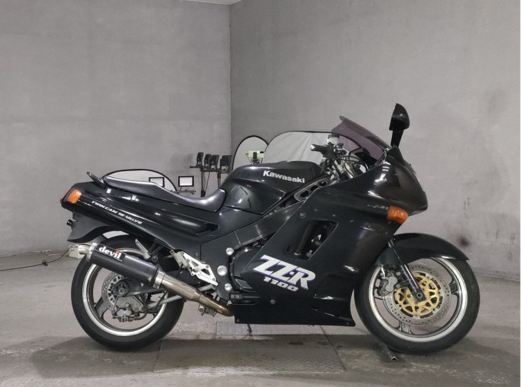 Мотоцикл Kawasaki ZZ-R1100 з пробігом 31564 km