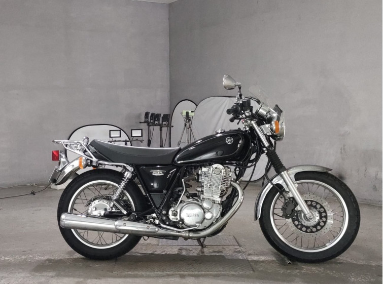 Мотоцикл Yamaha SR400 з пробігом 10565 km