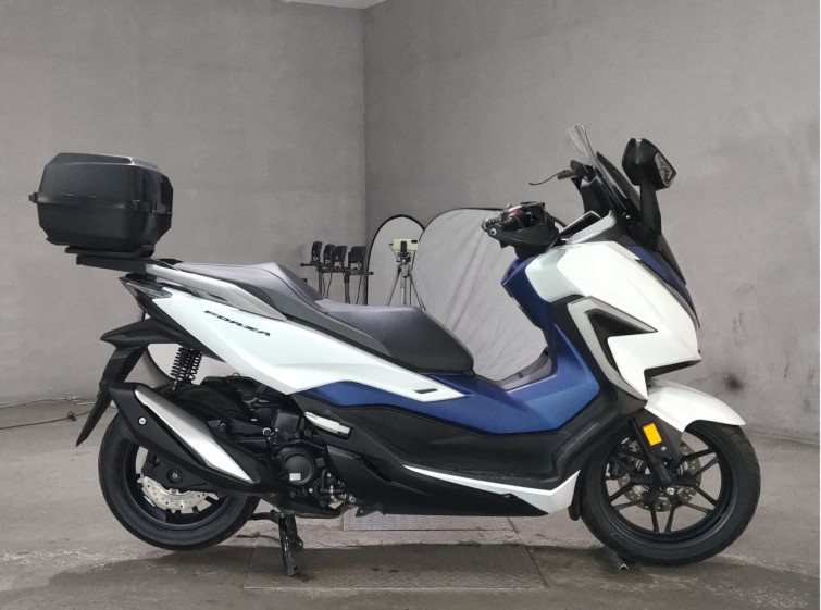 Мотоцикл Honda FORZA с пробегом 8673 km