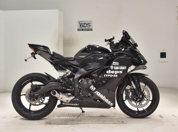 Мотоцикл Kawasaki ZX-25R с пробегом 61414 km