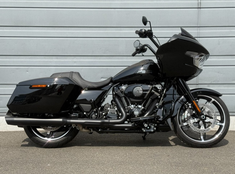 Мотоцикл HD ROAD GLIDE FLTRX с пробегом 8 km
