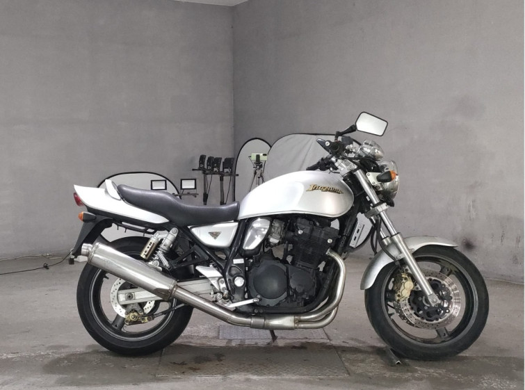 Мотоцикл Suzuki GSX400 INAZUMA з пробігом 19342 km