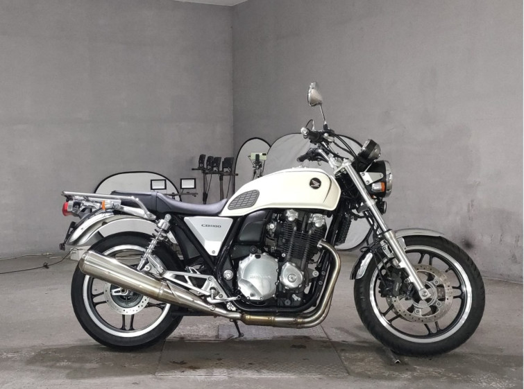 Мотоцикл Honda CB1100 з пробігом 27333 km