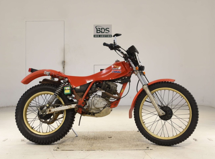 Мотоцикл Honda TLR200 с пробегом 16839 km