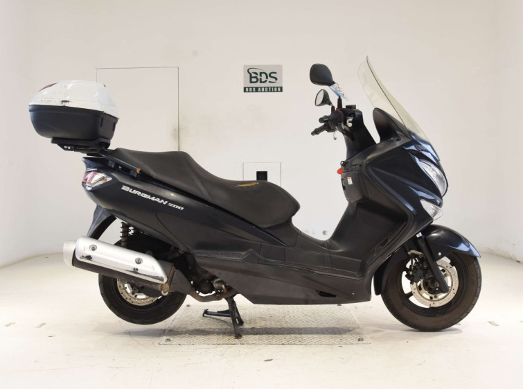 Мотоцикл Suzuki BURGMAN200 з пробігом 96841 km