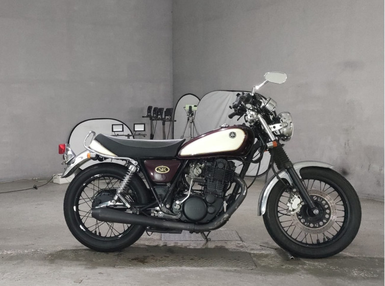 Мотоцикл Yamaha SR400 з пробігом 7510 km