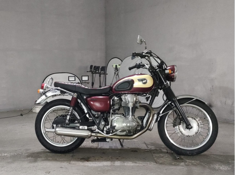 Мотоцикл Kawasaki W650 с пробегом 17090 km