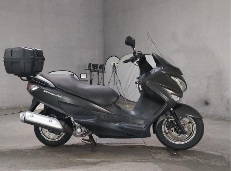 Мотоцикл Suzuki BURGMAN200 з пробігом 18256 km
