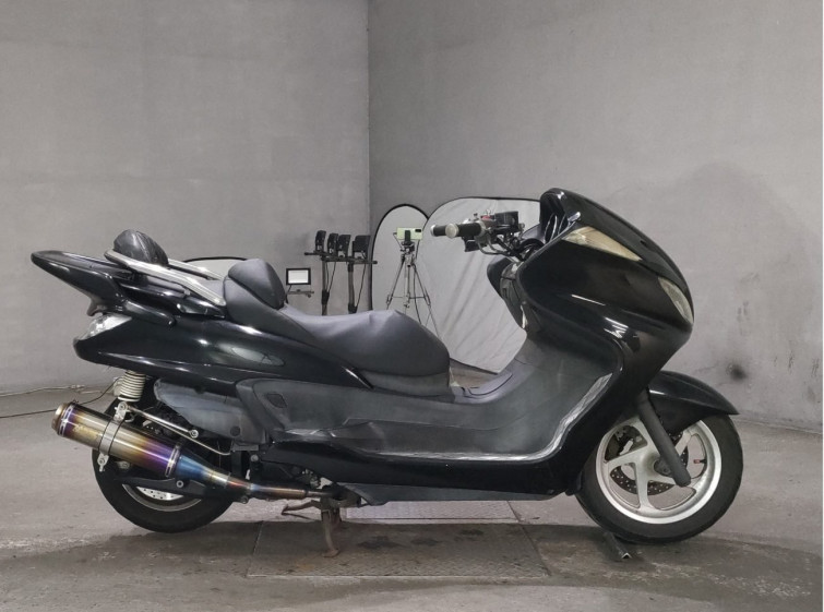 Мотоцикл Yamaha GRAND MAJESTY250