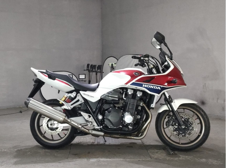 Мотоцикл Honda CB1300 SUPER BOL D’OR с пробегом 14266 km