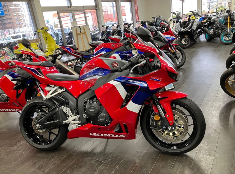 Мотоцикл Honda CBR600RR з пробігом 5353 km