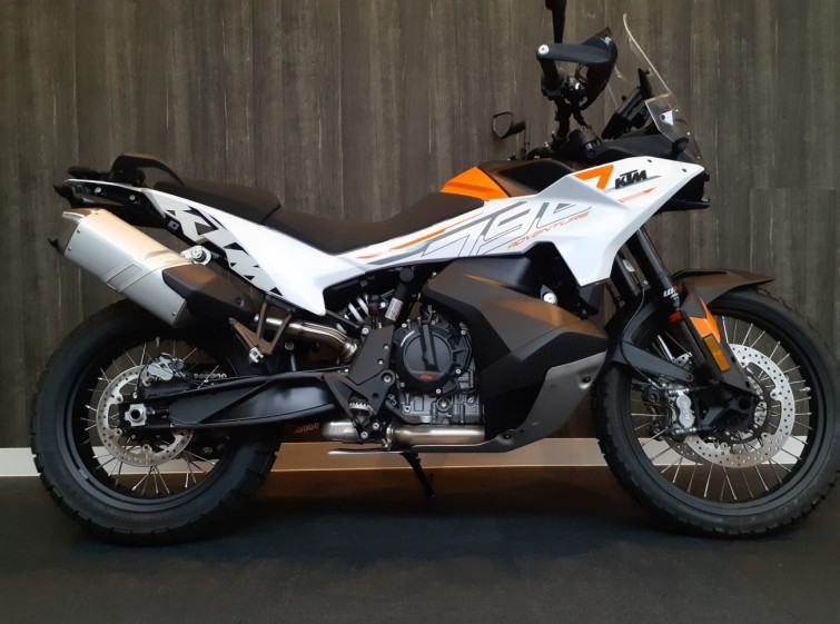 Мотоцикл KTM 790 ADVENTURE
