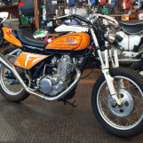 Мотоцикл Yamaha SR400 з пробігом 5 km