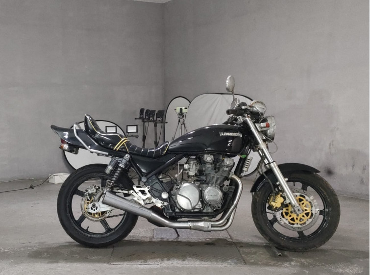 Мотоцикл Kawasaki ZEPHYR400 з пробігом 5502 km
