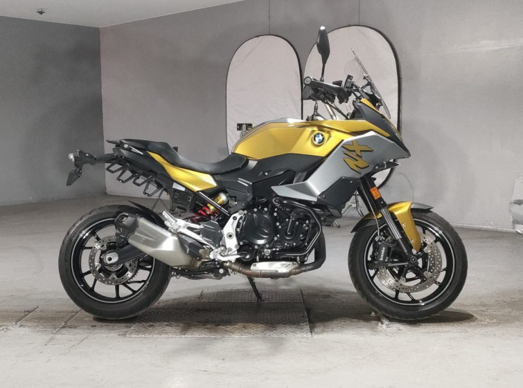 Мотоцикл BMW F900XR з пробігом 25590 km