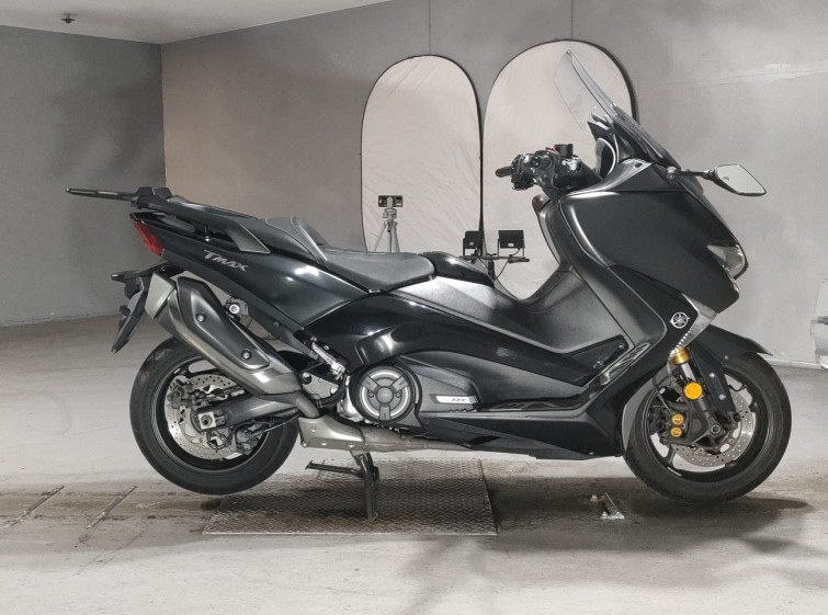 Мотоцикл Yamaha T-MAX530DX с пробегом 9187 km