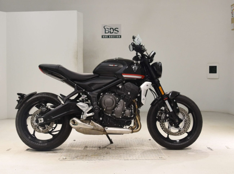 Мотоцикл Triumph TRIDENT 660 с пробегом 1193 km